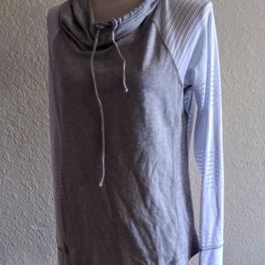 Athleta Limitless Perforated Hoodie Size Small